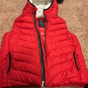 Red outdoor vest with hood